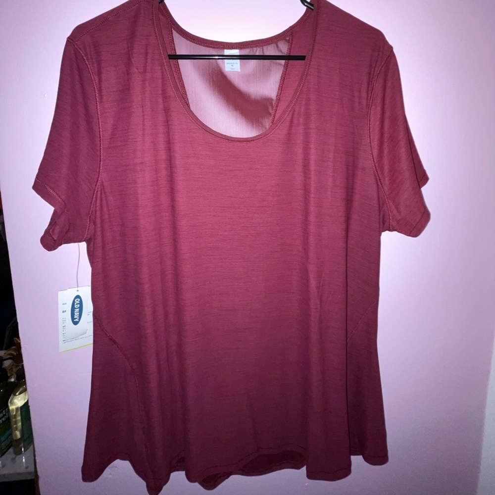 Women’s Athletic Clothing
